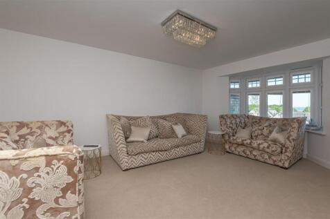 29 - 12 Pavillion View HD3 3WU.jpg