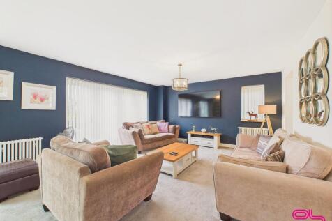 Open Plan Lounge Diner