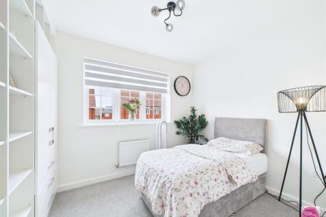 Moore Road, Anslow (20).jpg