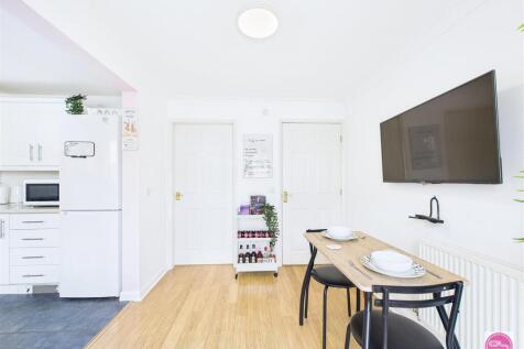 Blueberry Way, Woodville (11).jpg