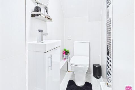 Main Street, Overseal (12).jpg