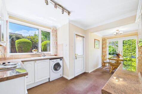 York Close, Midway (13).jpg