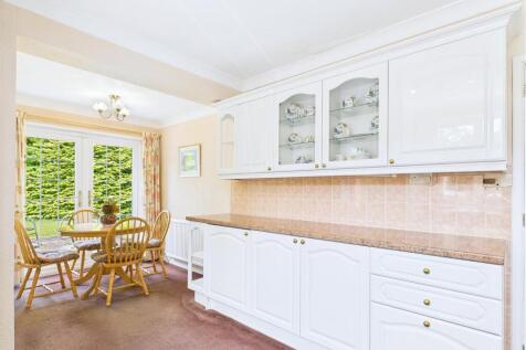 York Close, Midway (17).jpg