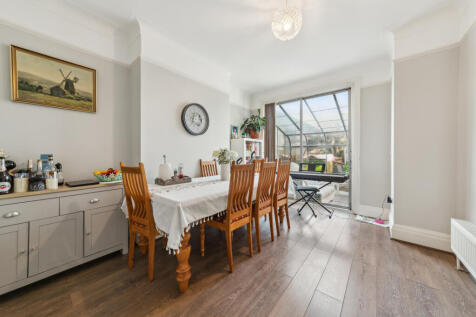 65 Park View, New Malden, KT3 4AX-10