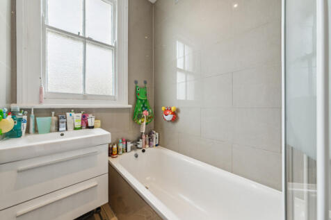 65 Park View, New Malden, KT3 4AX-4