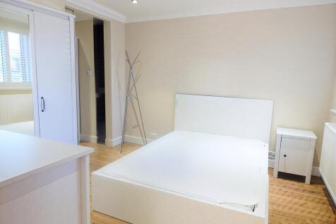 unblurimageai_listing_318878_0000_201c76bb (1)