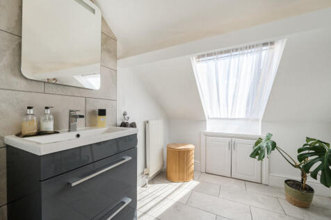 1330581-4-6891faf...