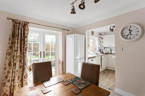 8 Hall Farm Cottage-11.jpg