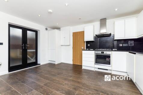 Open Plan Lounge (2)