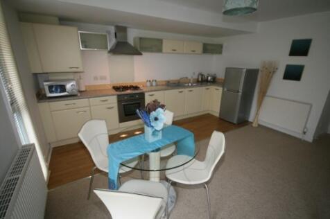 Kitchen /Dining