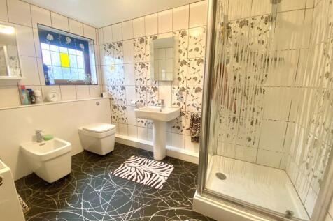 Ensuite Shower Room