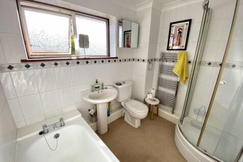 Bath and Shower Room