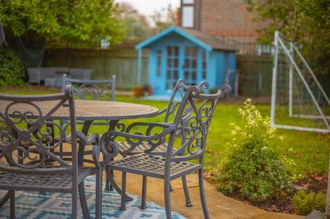 51-embercourt-road (3).jpg