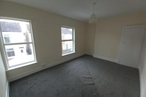 Bedroom One.jpg