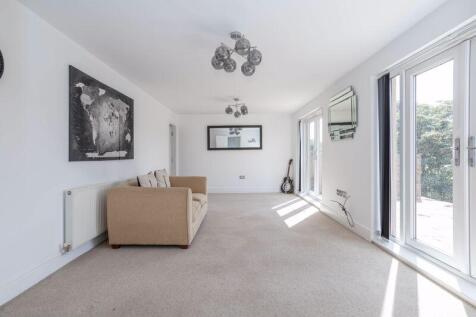 Additional Sitting Room