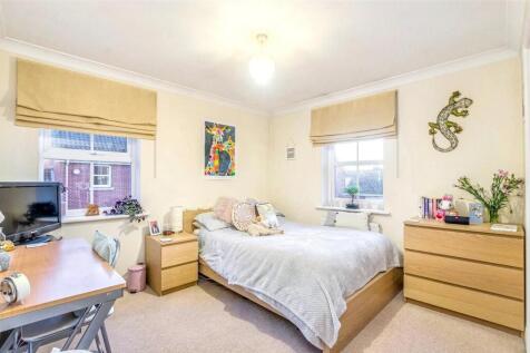 ryrHXSHMUC16zWYAdgRPQ 1.jpg