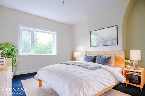 IMG_6356 - Bedroom - Scandinavian - 5-2.jpg