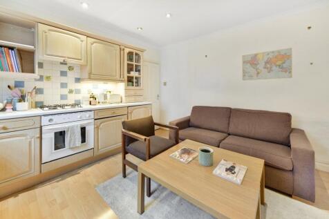 Reception/Kitchen