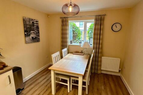 WhatsApp Image 2025-10-15 at 12.34.31_0585ae86.jpg