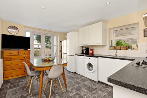 2 bedroom flats to rent in wimbledon, south west london - rightmove