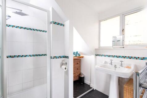 Bed Two En Suite