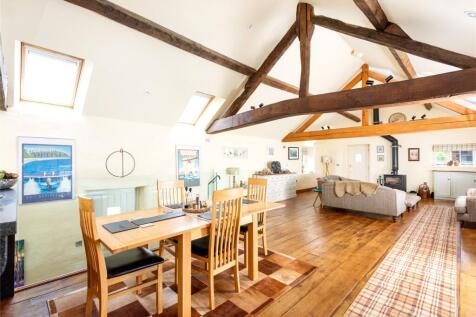 Kit/Sitt/Dining Room