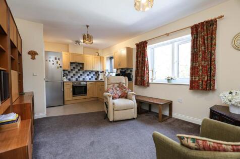 Open Plan Kitchen/Lounge