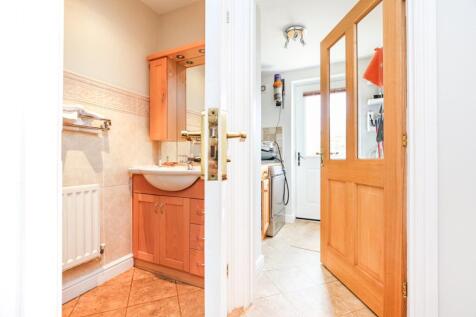 Downstairs WC &amp; Utility