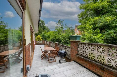 349NantwichRoad-17.jpg