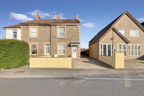Front / Driveway