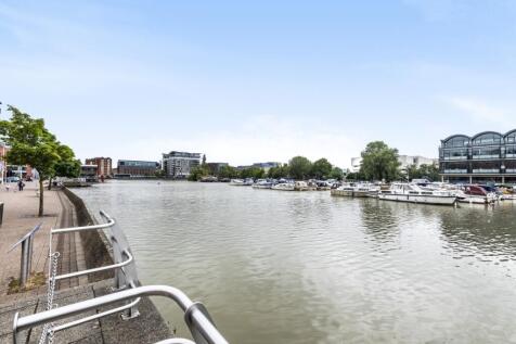Brayford Marina
