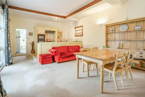 Kitchen Living Area