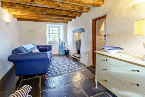 Reception Room/Snug