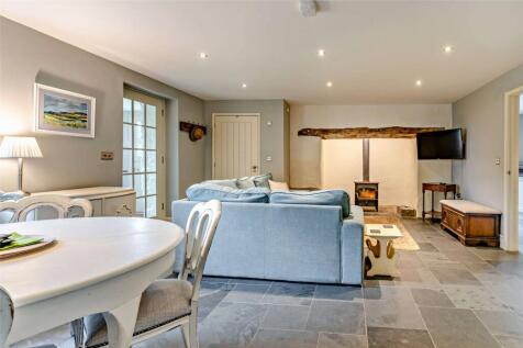 Sitting Dining Room