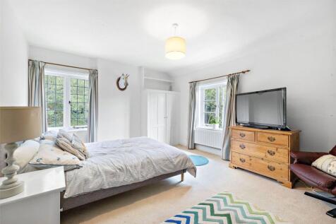 5 Bedrooms