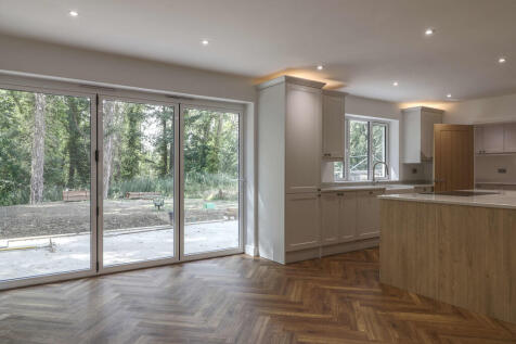 Plot 1 Kitchen - ...