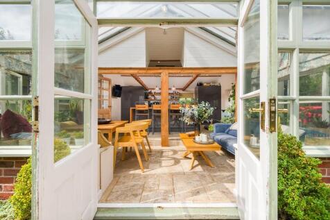 144px-Willow Cott...