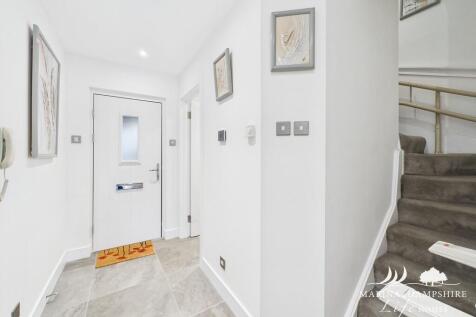 CAM03691G0-PR0044...