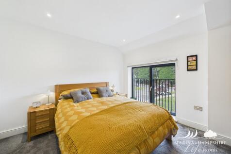 CAM03691G0-PR0060...