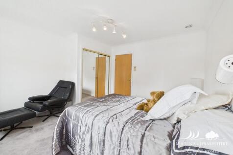 CAM03691G0-PR0068...