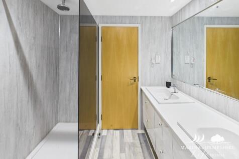 CAM03915G0-PR0017...