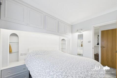 CAM03915G0-PR0017...