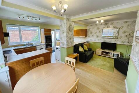 d477b567--4BD4-AF8E-DF42AA75C6B1-58171-000008337EC