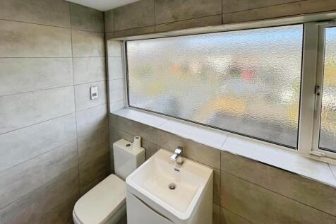 eab13126--415E-91EE-E6833306D30D-13714-000001C2084