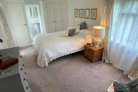 Bedroom.jpg