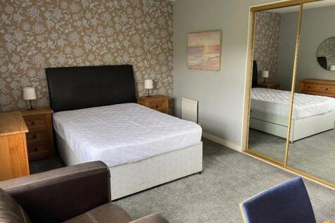 Bedroom1.JPG