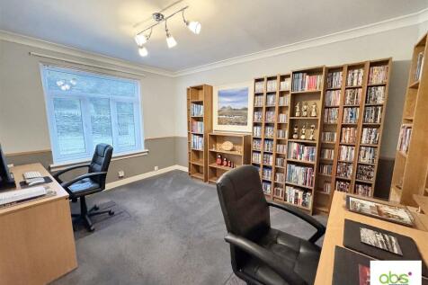 Library or Bedroom 4