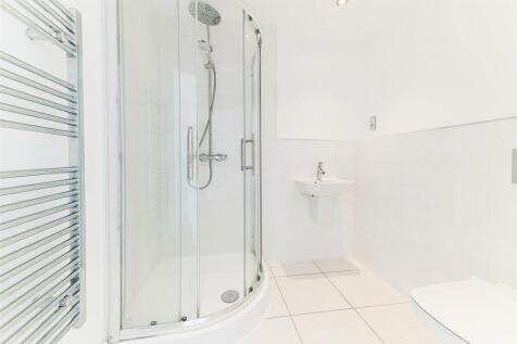 Helmsdale Court, 77 Woodcote Road7.jpg