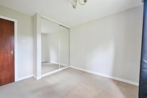 GRAYSHOT COURT, 2- (9).jpg