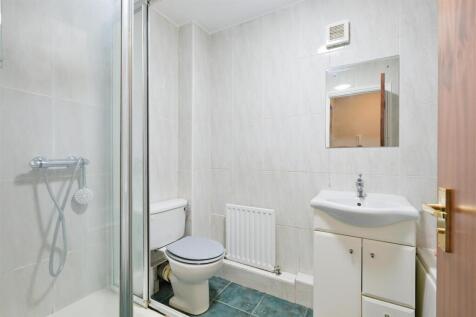 GRAYSHOT COURT, 2- (10).jpg